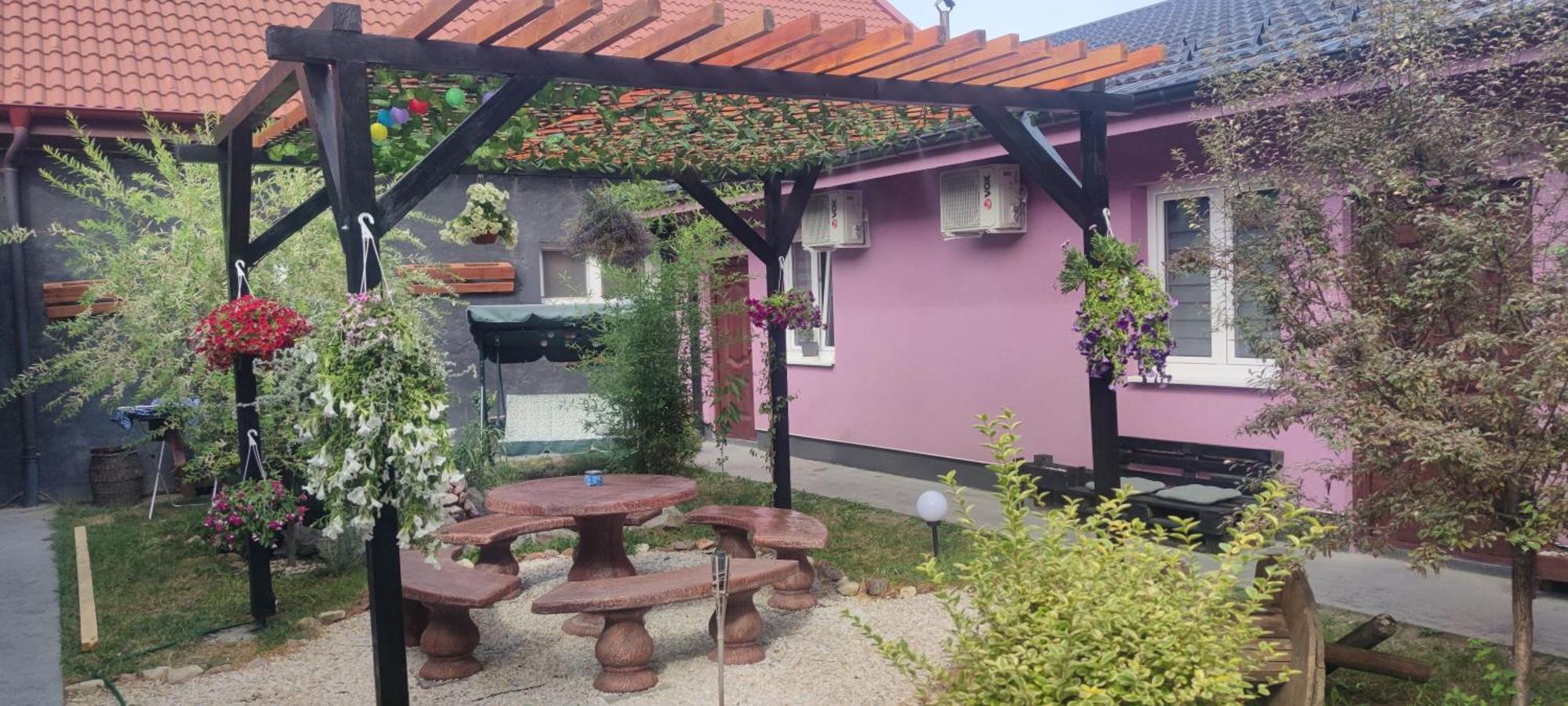 Zen Apartmani زرنيانين المظهر الخارجي الصورة